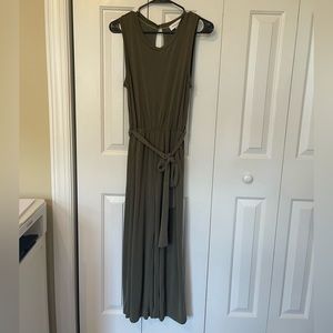 NWT GILLI Olive Green Jumpsuit Medium